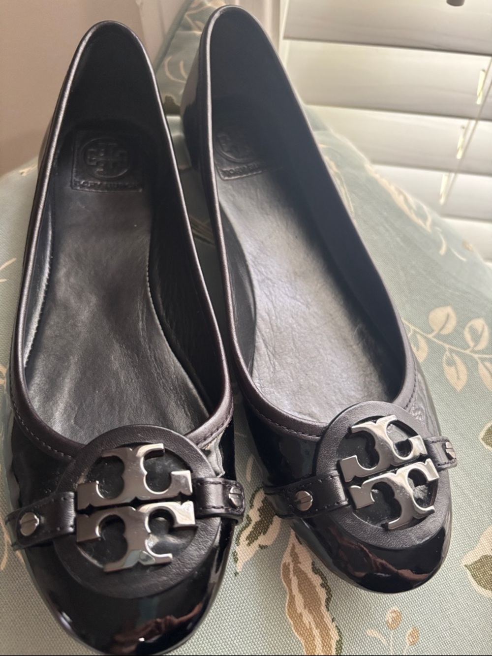 Tory Burch Black Patent Leather Logo Ballet Flats